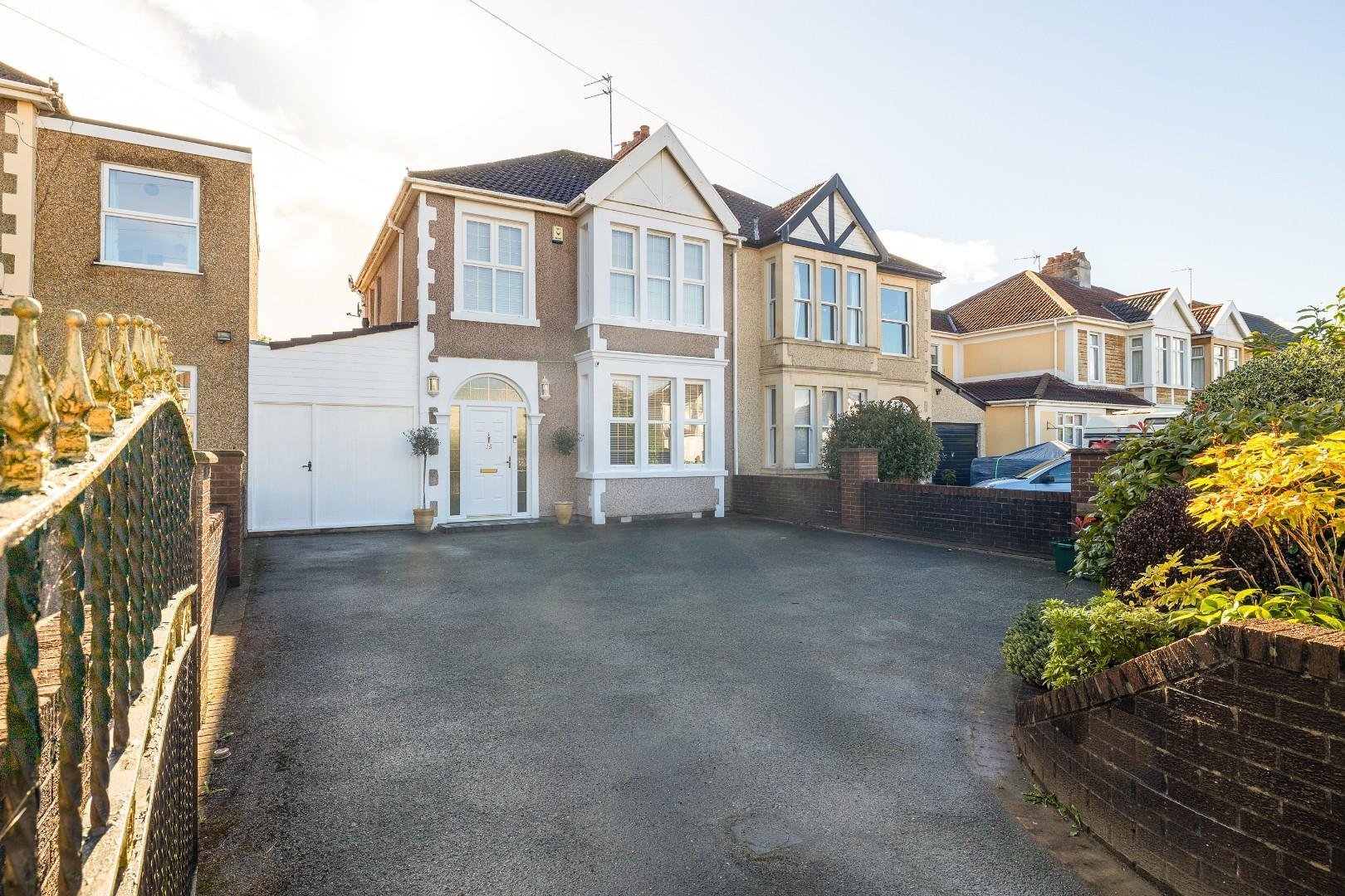 Cleeve hill downend 33813747 cleeverd37