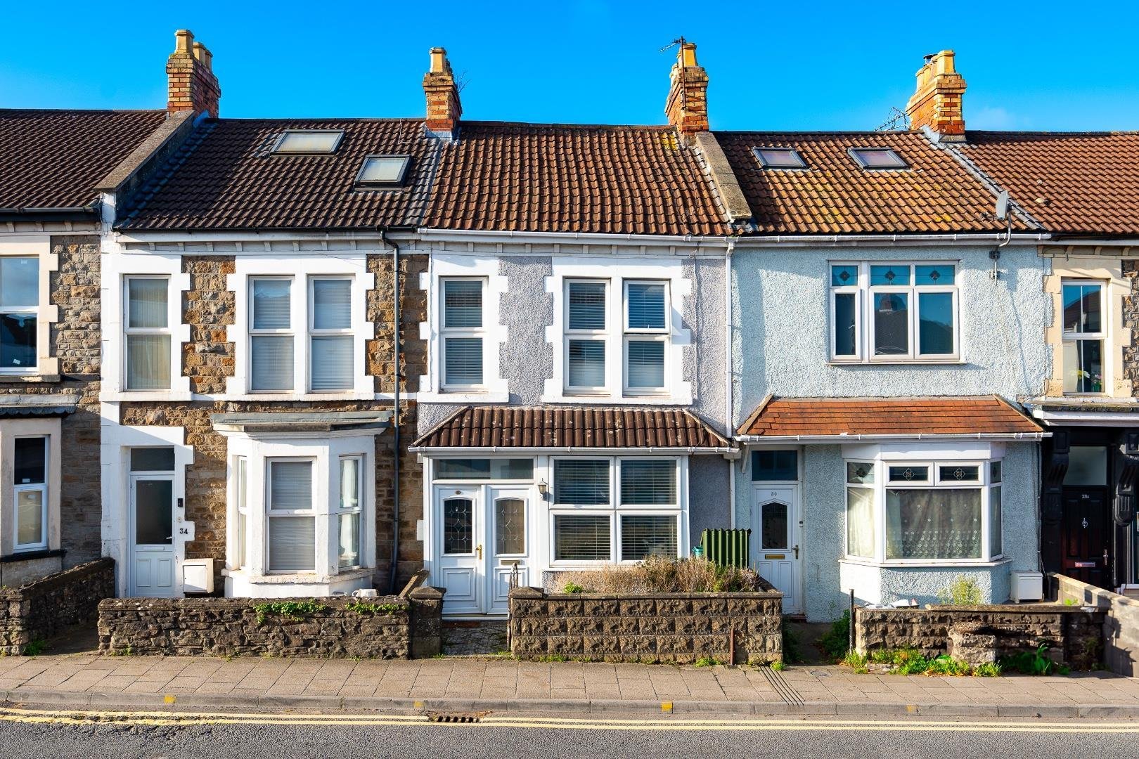 High street hanham 34228689 olh07477