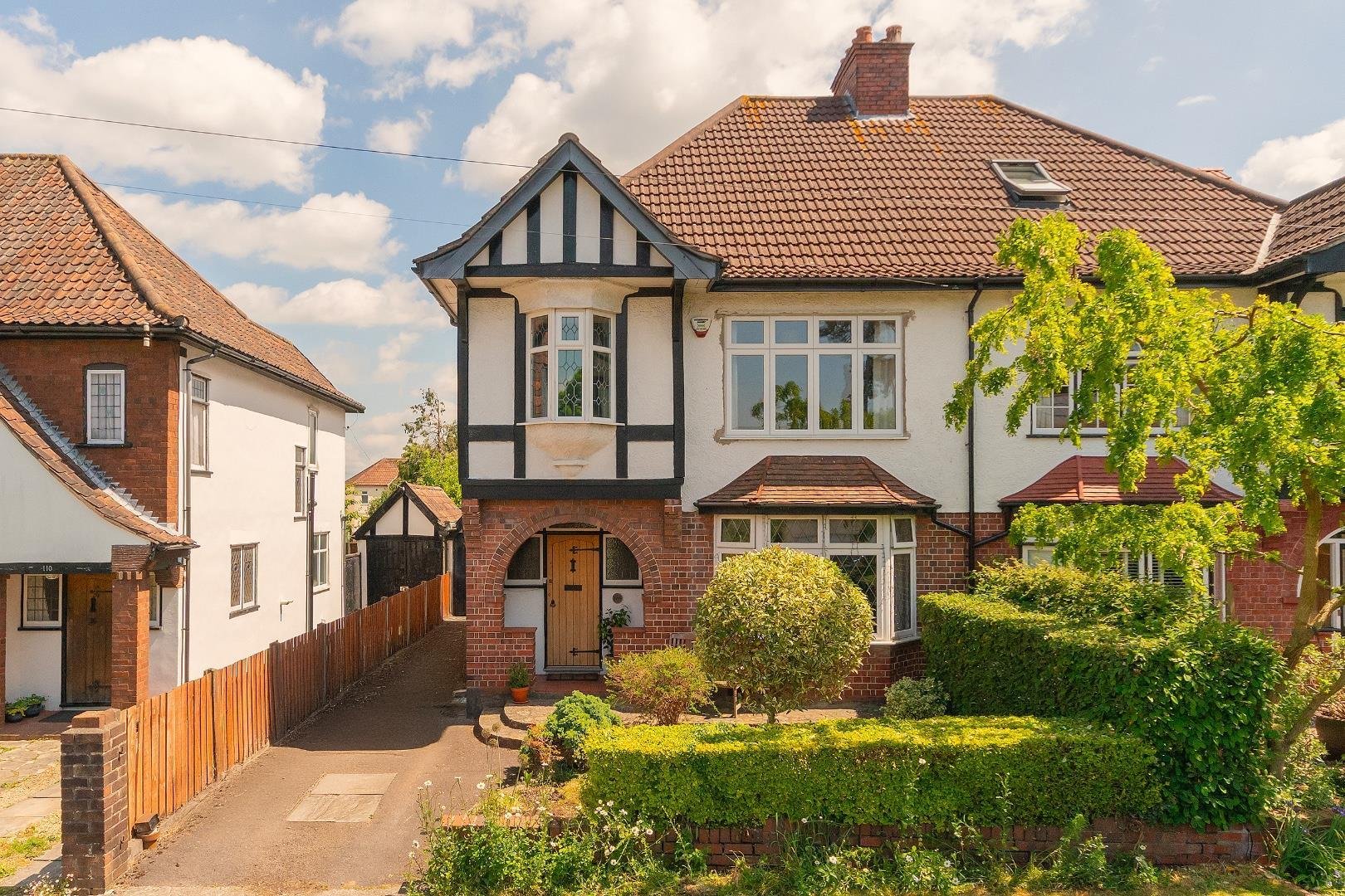 Hill view henleaze 33918909 1 h0 v8 he external b