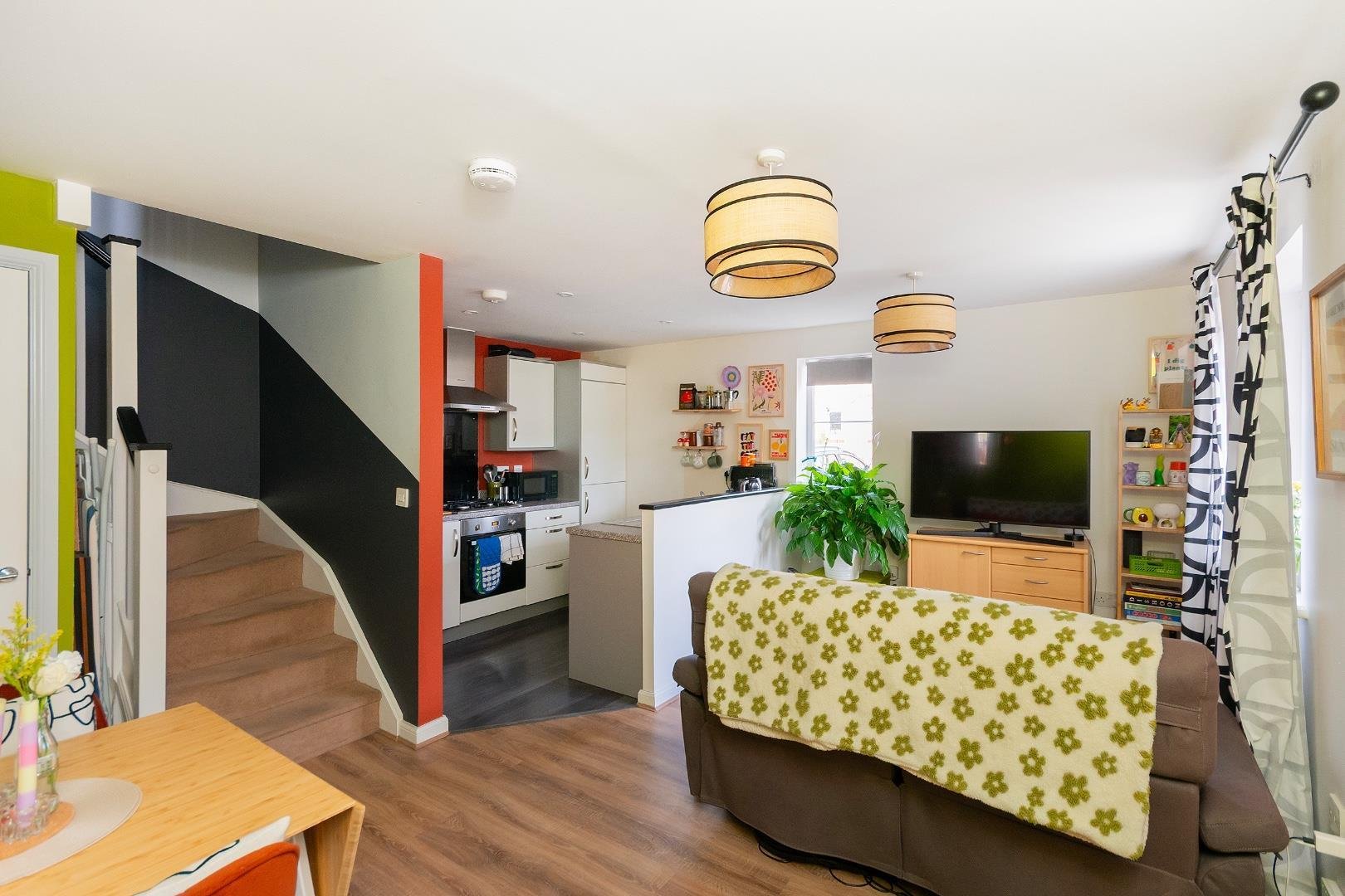 Sanders close bedminster 34283416 0 s2 cav reception b