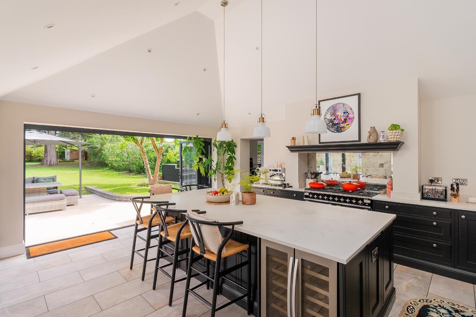 The avenue clevedon 34675052 1 t8 acn kitchen a